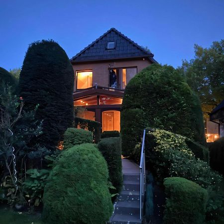 Gartenblick-Oase: Obergeschosswohnung In Amburgo Esterno foto