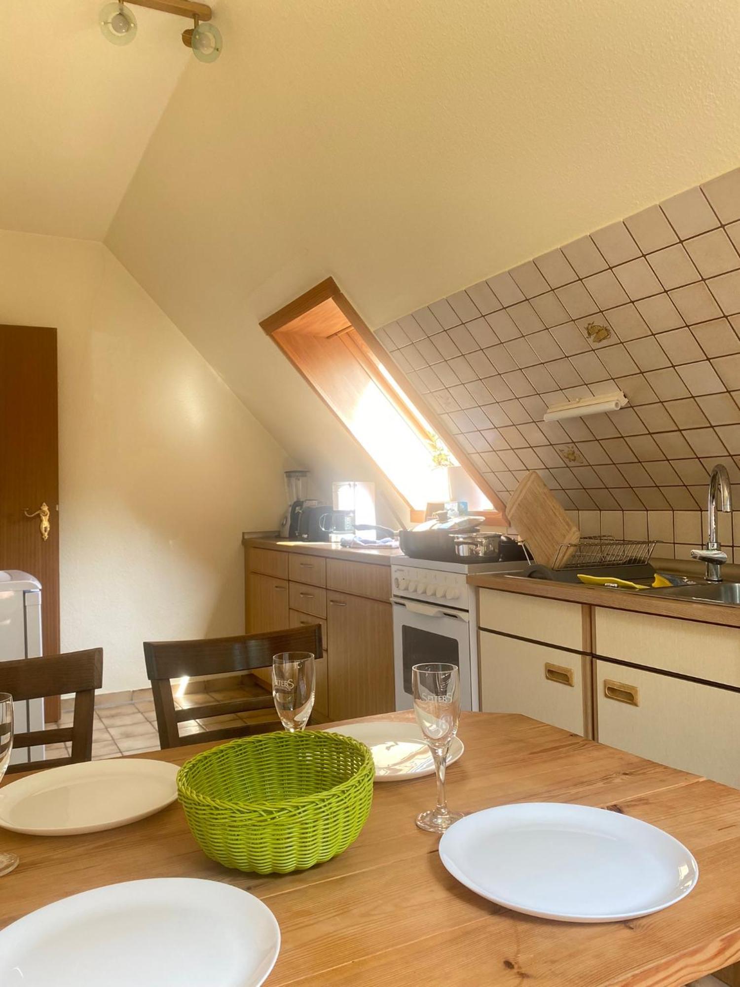 Gartenblick-Oase: Obergeschosswohnung In Amburgo Esterno foto