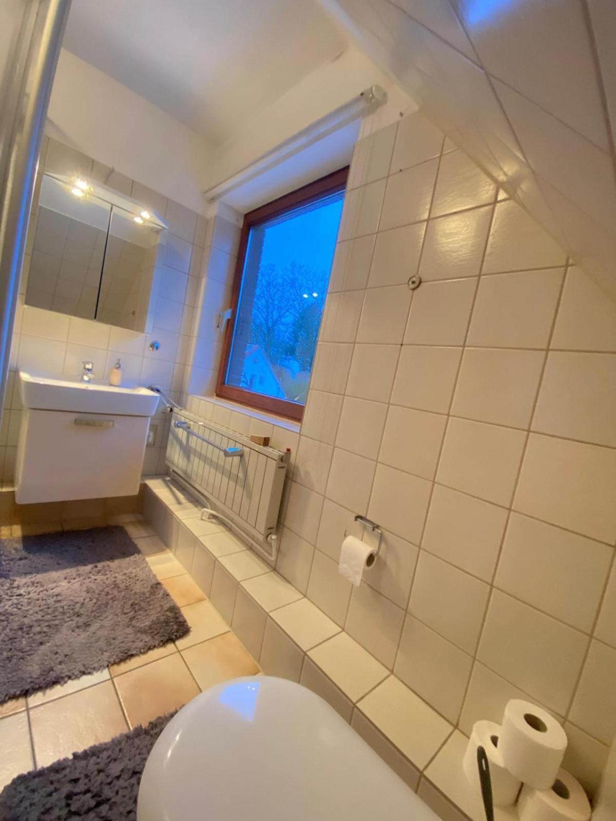 Gartenblick-Oase: Obergeschosswohnung In Amburgo Esterno foto