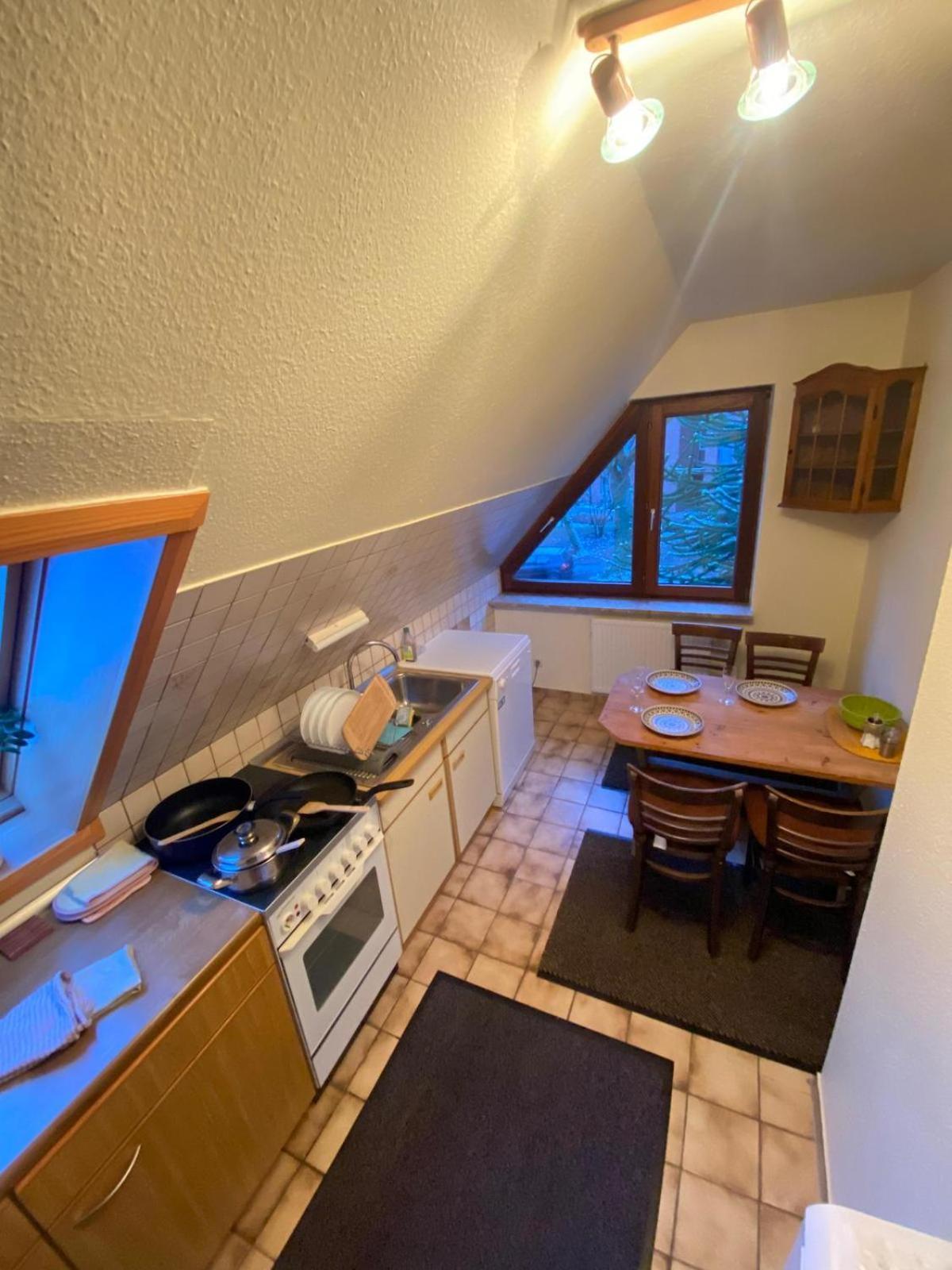 Gartenblick-Oase: Obergeschosswohnung In Amburgo Esterno foto