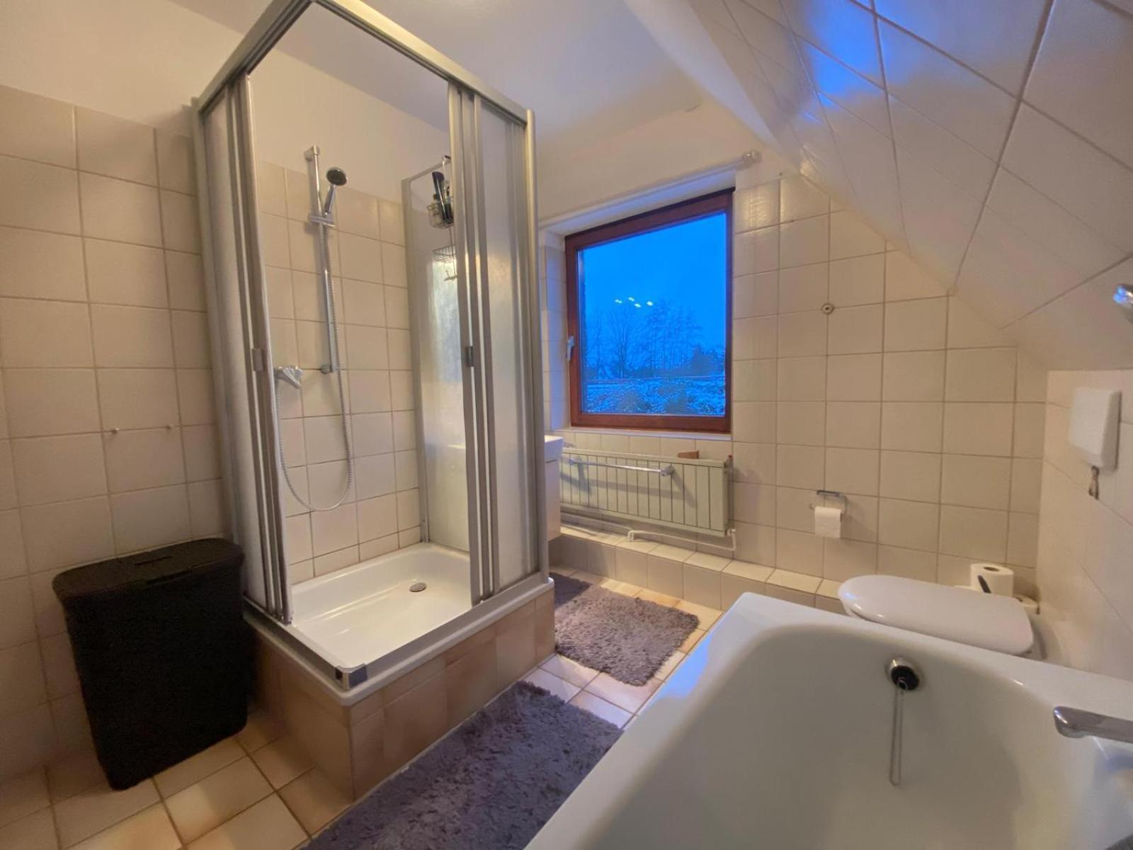 Gartenblick-Oase: Obergeschosswohnung In Amburgo Esterno foto